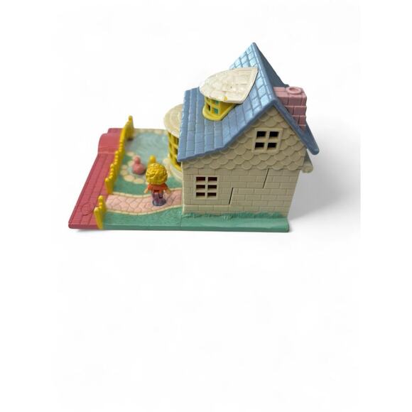 Vintage Polly Pocket Grandma's Cottage Bluebird Toys 1994 - Picture 6 of 11